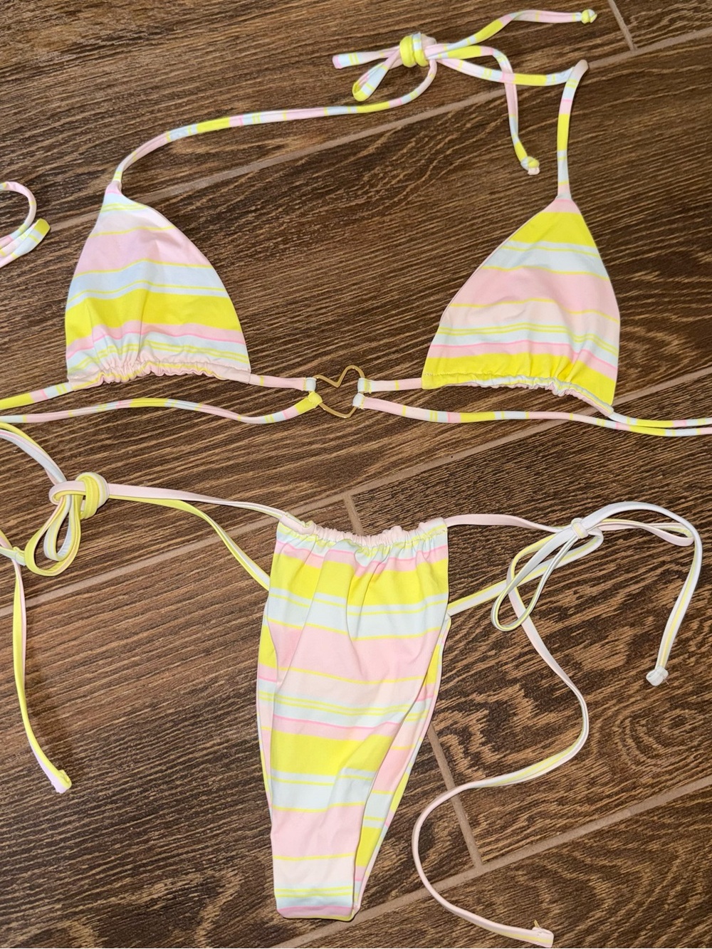 frankie’s bikinis summer stripe tatum heart bikini set. xs